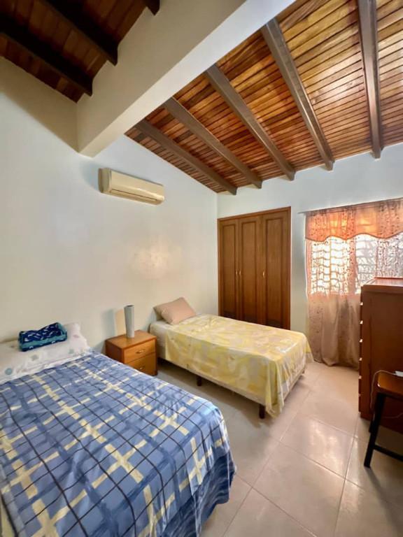 CASA EN URBANIZACION ROCA DEL VALLE en Barquisimeto - Imagen 6