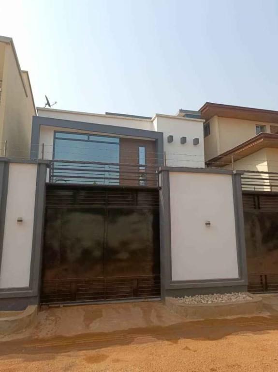 duplex a vendre a mimboman au Cameroun - Photo 2