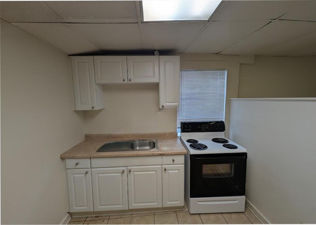 Lower level 1bd 1ba unit in Seattle - Image 3