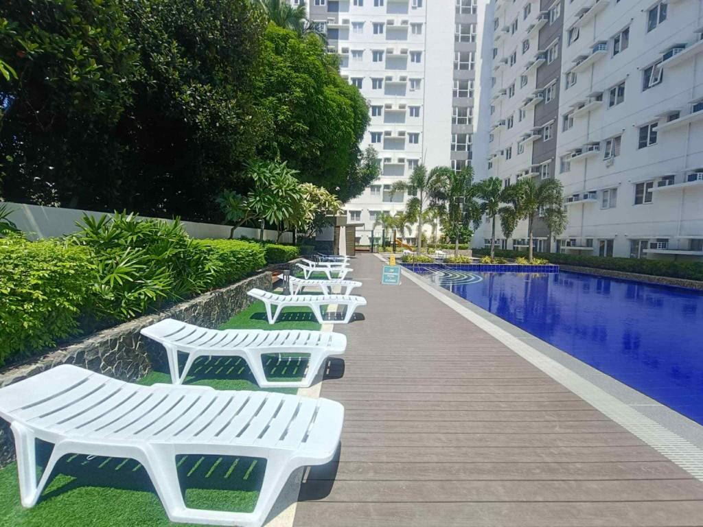 Brandnew Studio For Rent Symfoni Condominiums Bossa in Consolacion - Image 3