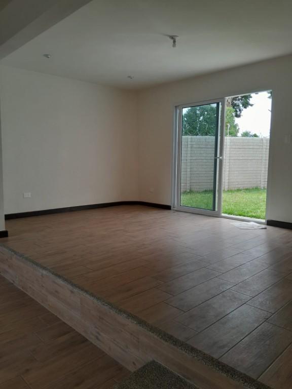 CASA EN VENTA / RENTA CONDOMINIO VILLA CAPELO en Guatemala - Imagen 17