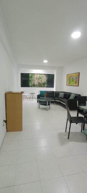 Se Alquila Apartamento en las chimeneas en Residencias Alto Clar en Guacara - Imagen 2