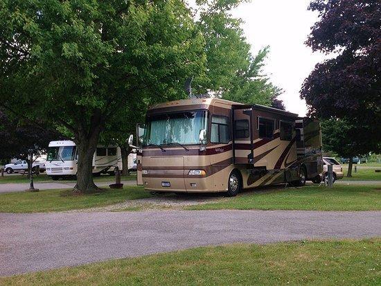 Sandusky Milan RV Park in Parma - Image 2