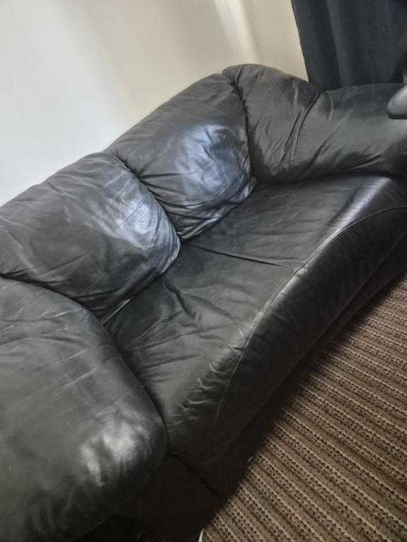 black used sofas in Belfast - Image 1