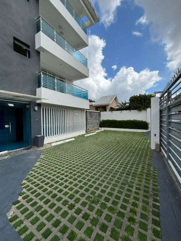 HERMOSO APARTAMENTO EN ALQUILER en Licey al Medio - Imagen 2
