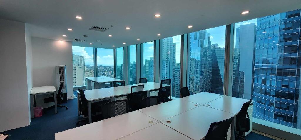 For Lease 20-Seater Co-Working Office Space Ayala Avenue in Malate - Image 4
