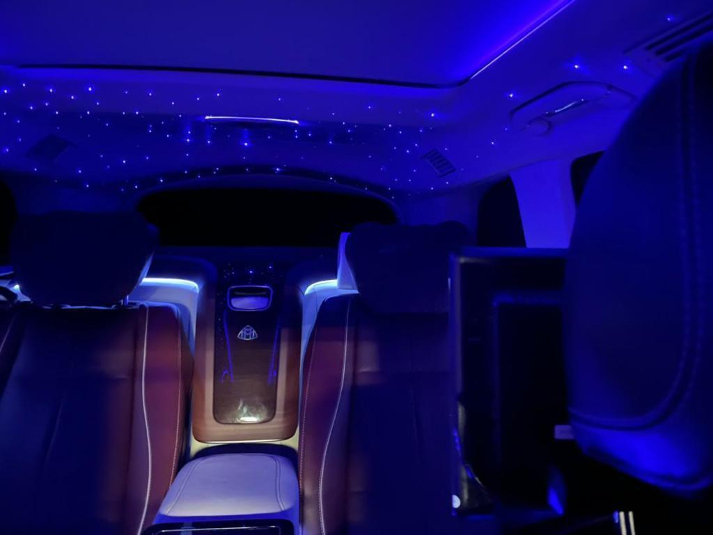 MERCEDES GLS 600 à Abidjan - Photo 2