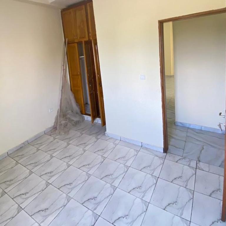APPARTEMENT Disponible À YASSA à Douala - Photo 10