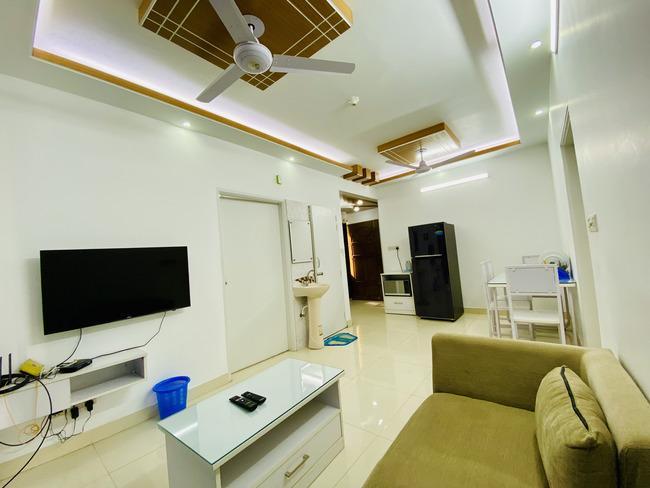 Furnished Two-Bed Flat Rent in Bashundhara R/A in Bangladesh - Image 1