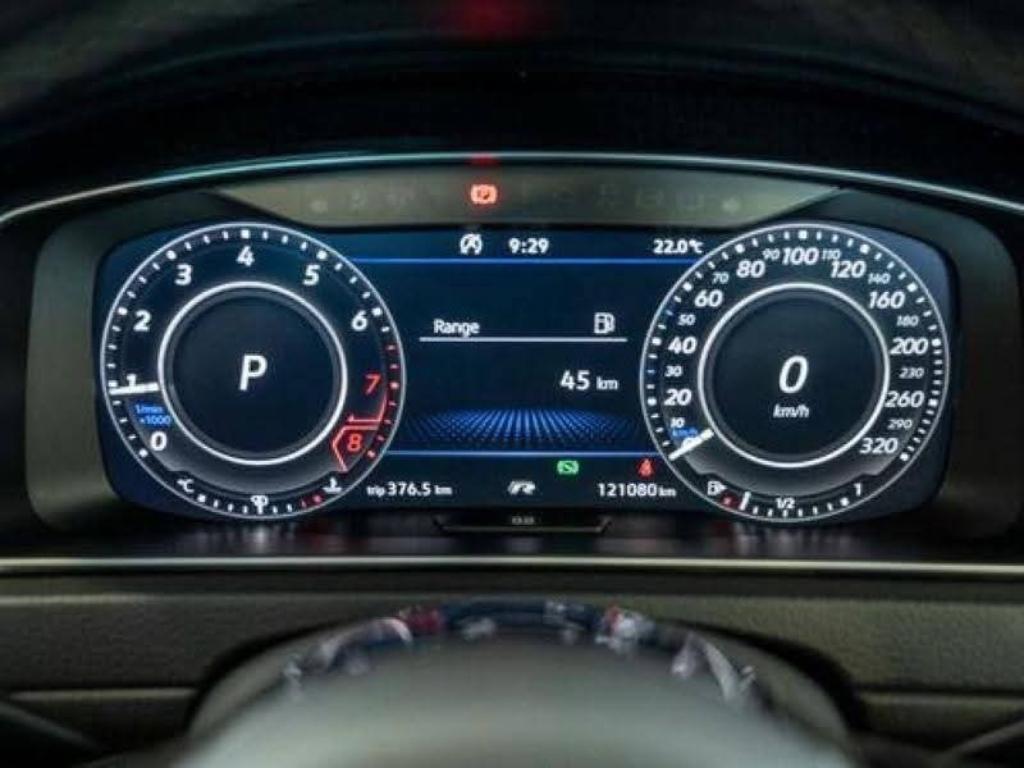 For Sale 2019 Volkswagen Golf R – High-Performance Hatch, Sleek in South Africa - Image 7