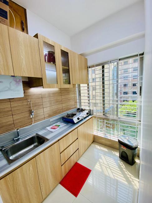 Furnished 2-Bed Flat Rent in Bashundhara R/A in Bangladesh - Image 2