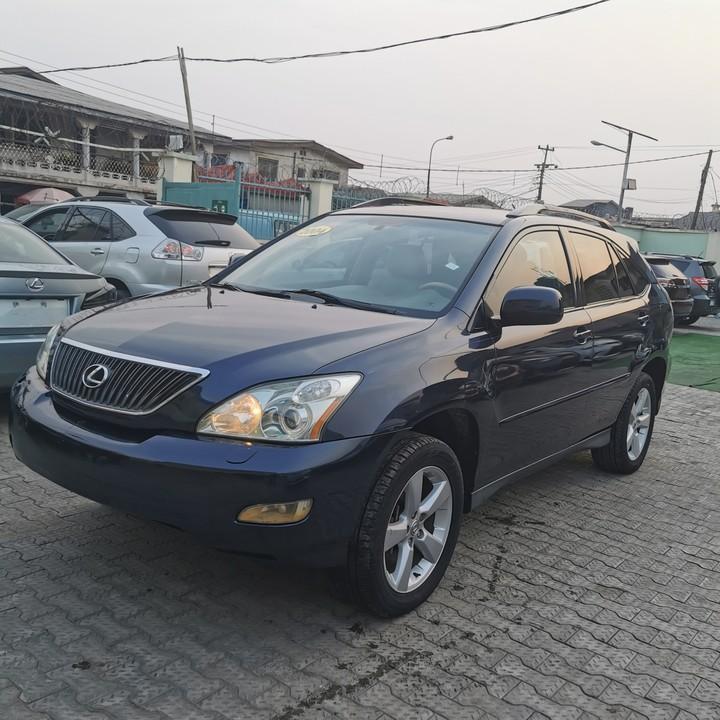 Lexus RX330 model in Katsina - Image 9