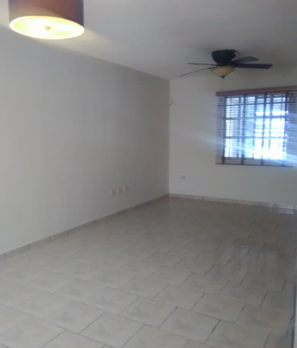 BONITAS CASA EN LAS FUENTES SECCION LOMAS en Reynosa - Imagen 3