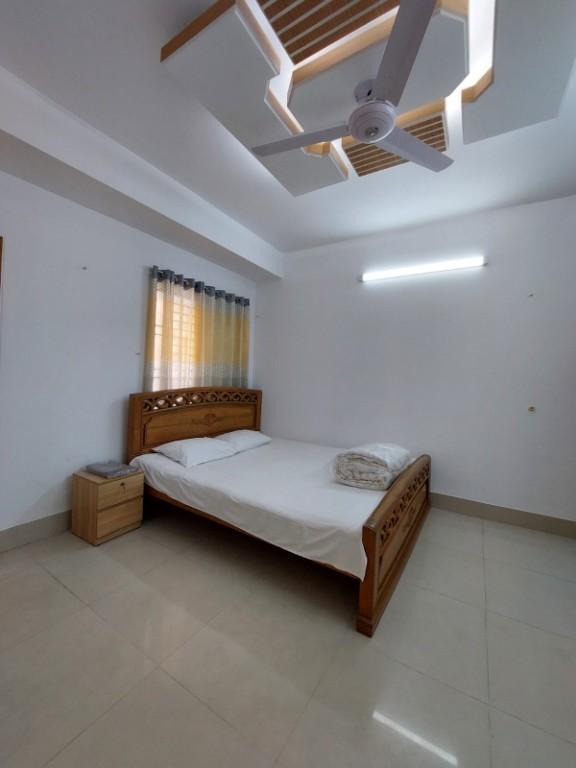 Spacious 2-Bedroom Apartment for Rent in Bashundhara R/A in Bangladesh - Image 2