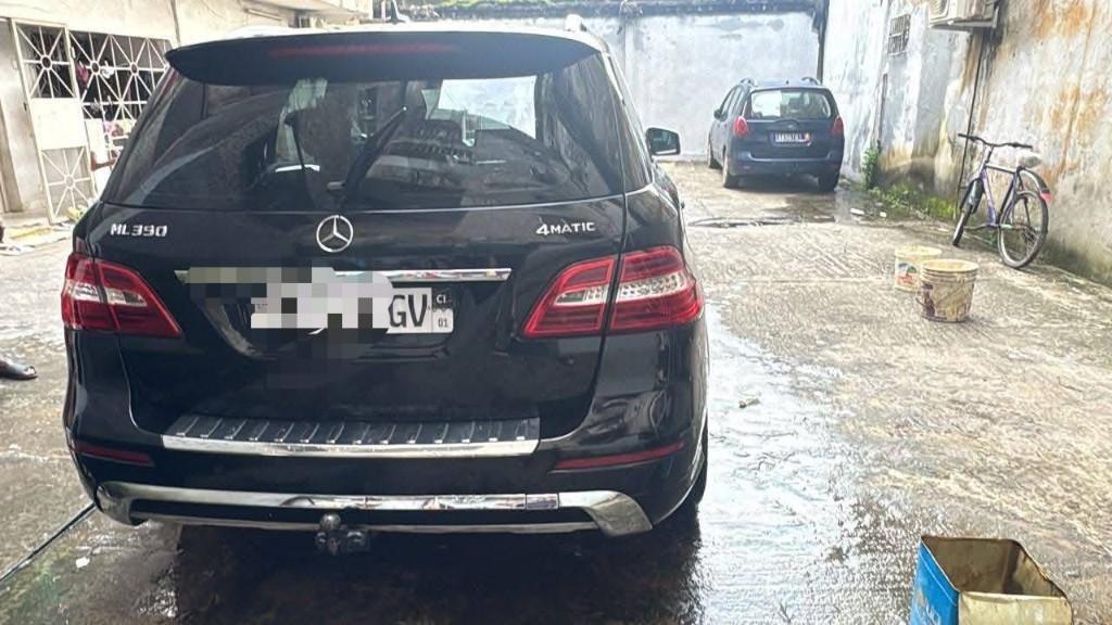 MERCEDES ML 350 4MATIC à Abidjan - Photo 4