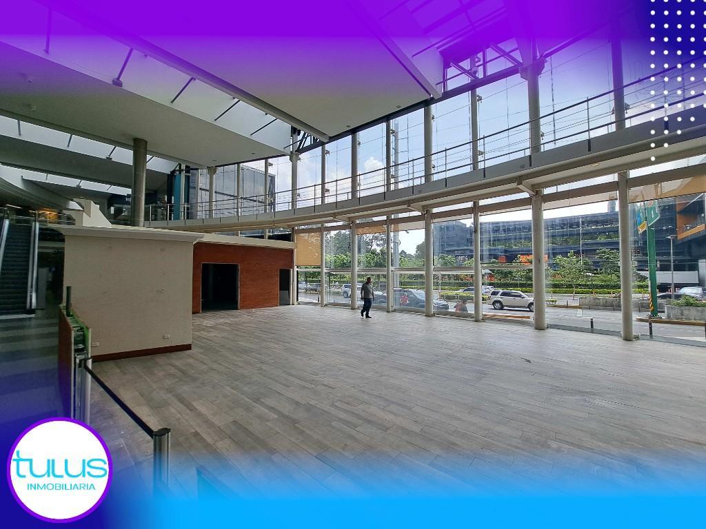 LOCAL COMERCIAL EN RENTA EN ZONA 10 en Guatemala - Imagen 2