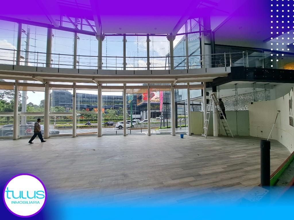 LOCAL COMERCIAL EN RENTA EN ZONA 10 en Guatemala - Imagen 3