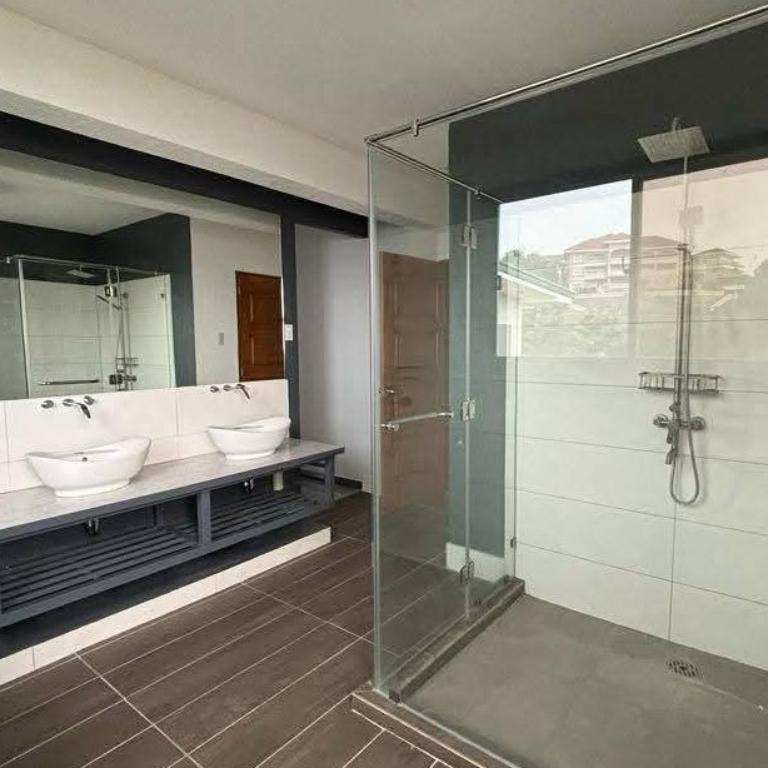 HOUSE FOR RENT IN VISTA GRANDE OVERLOOKING in Philippines - Image 7