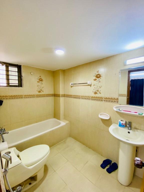 Luxury 3-Bedroom Apartment Rent in Bashundhara R/A in Bangladesh - Image 5