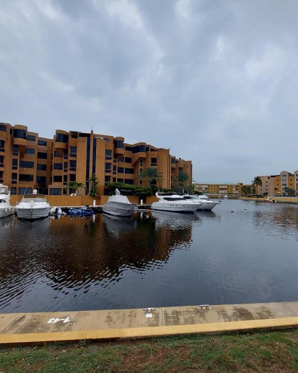 En alquiler apartamento en el C.R Marina Del Rey en Lecherías - Imagen 9