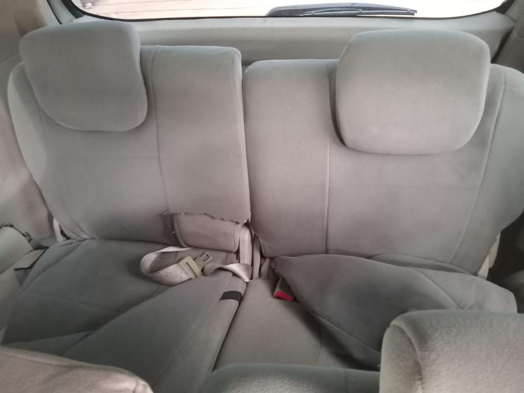 USED TOYOTA INNOVA INTERIOR PARTS FOR SALE in South Africa - Image 4