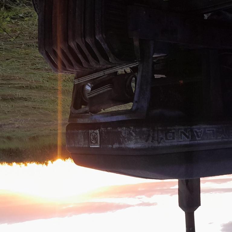 Grass mowing service in Cannonvale - Image 2