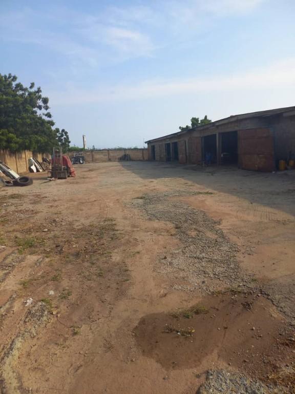 *REGISTERED WALLED & GATED 2 PLOTS ASHONGMAN ESTATES* in Ejura - Image 1