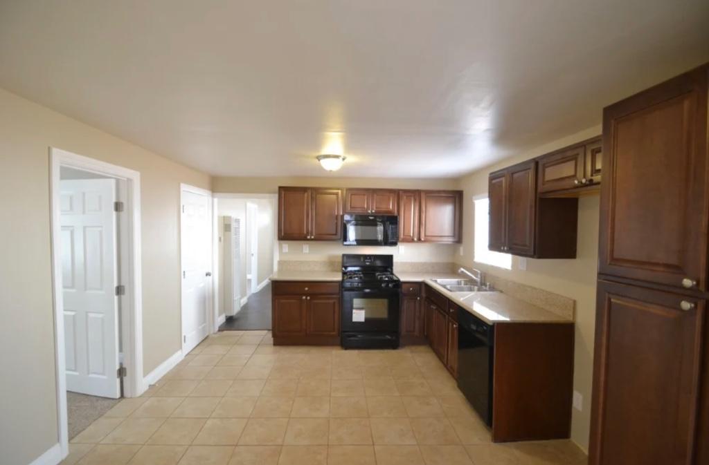 Beautiful 3BR Home for Rent – Great Value, Great Location in Florence-Graham - Image 1