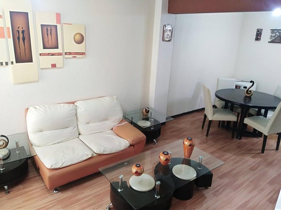 SE RENTA HERMOSA CASA AMUEBLADA en México - Imagen 2