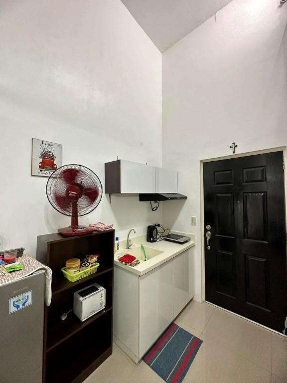 Loft Type Unit for Rent BLOQ Residences Sikatuna in Consolacion - Image 7