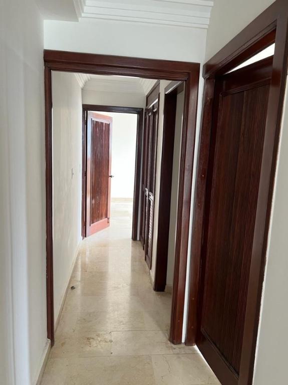 Alquiler Apartamento Piantini en La Caleta - Imagen 2