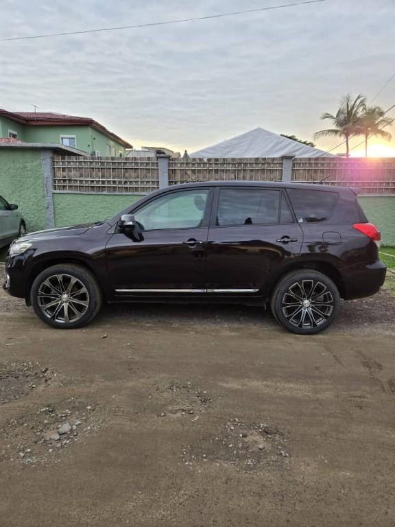 TOYOTA RAV4 ANNÉE 2012 7 PLACES au Cameroun - Photo 3