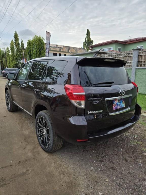 TOYOTA RAV4 ANNÉE 2012 7 PLACES au Cameroun - Photo 2