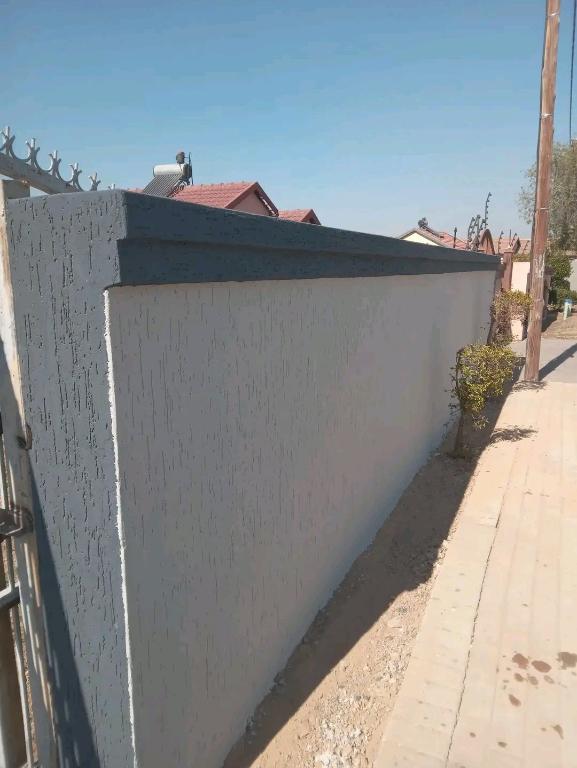 Gamazine plastering paint in Springs - Image 18