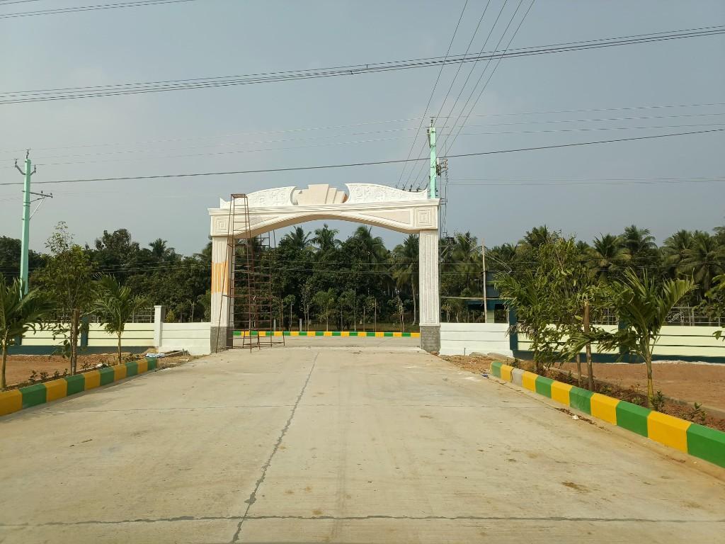 48 ACRES RUDA LAYOUT- 4 KMS TO RAJAMUNDYR RAILWAY STATION in India - Image 5