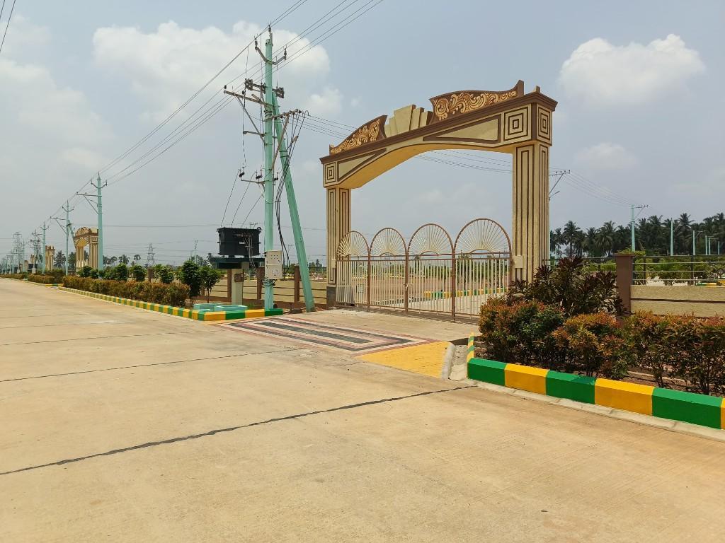 48 ACRES RUDA LAYOUT- 4 KMS TO RAJAMUNDYR RAILWAY STATION in India - Image 8