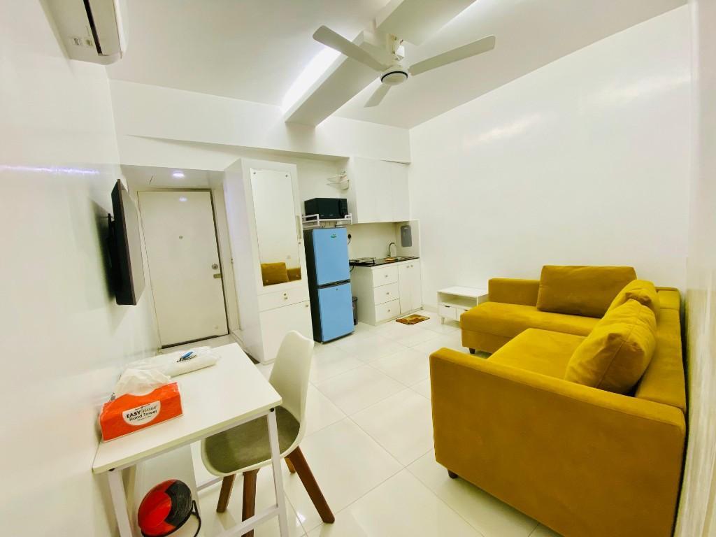 2-Room Furnished Apartments Rent in Bashundhara R/A in Bangladesh - Image 2