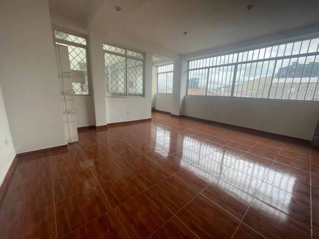 INVERSIÓN RENTABLE! SE VENDEN 3 OFICINAS – PLENO CTRO DE ARMENIA en La Tebaida - Imagen 2