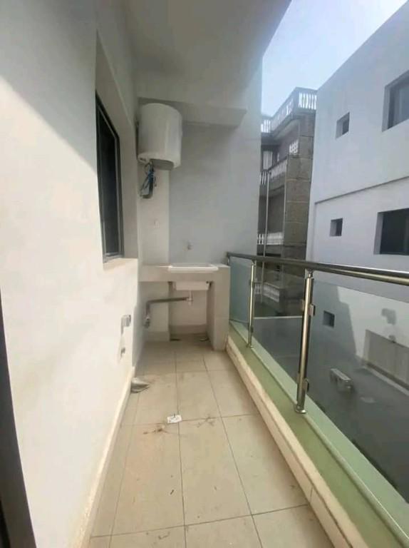 Appartement 4 pièces Cocody Riviera 2 en Côte d’Ivoire - Photo 5