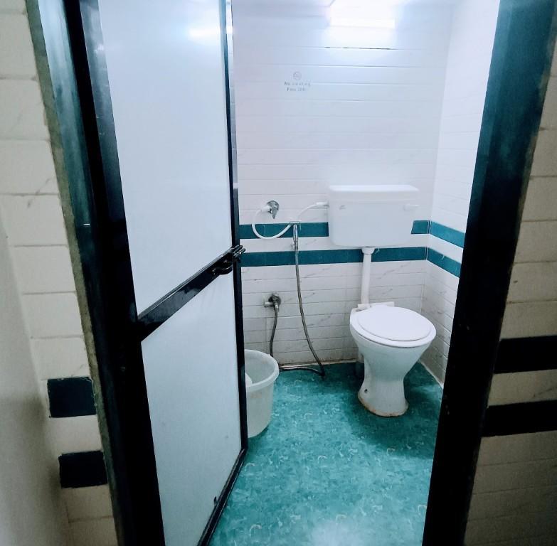 Dormitory Per Day , Per Day Room Rent in Andheri East - Image 3