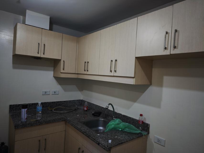 Spacious 1BR Corner Condo for Lease – One Castilla Place, Quezon in Pansol - Image 3