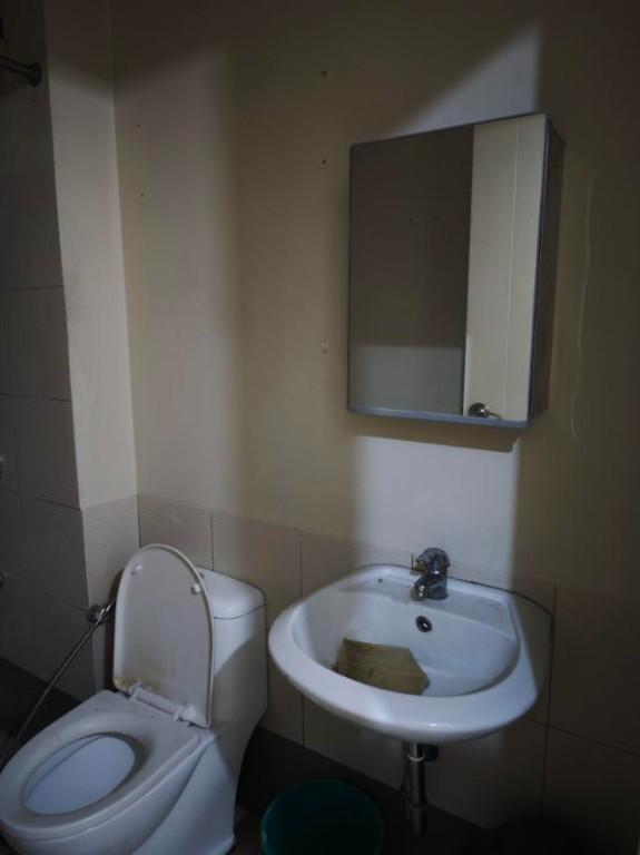 Spacious 1BR Corner Condo for Lease – One Castilla Place, Quezon in Pansol - Image 4