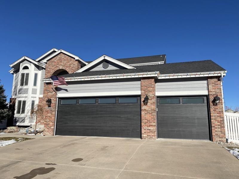 !NEW GARAGE DOOR FOR 1000! in Sugar Land - Image 3