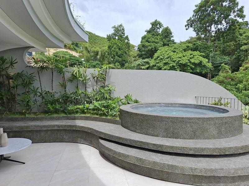 HIGH END OVERLOOKING CONDO CEBU CITY in Cebu City - Image 6