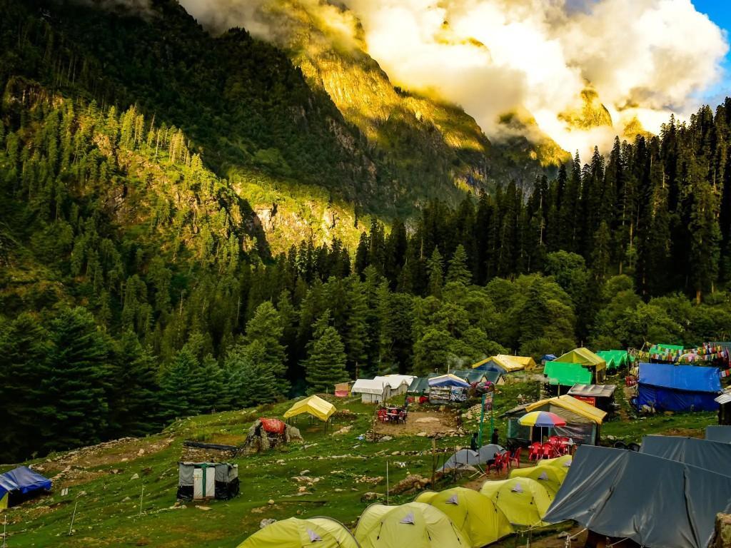 Reliable Car Rental Service in Ayodhya in India - Image 1