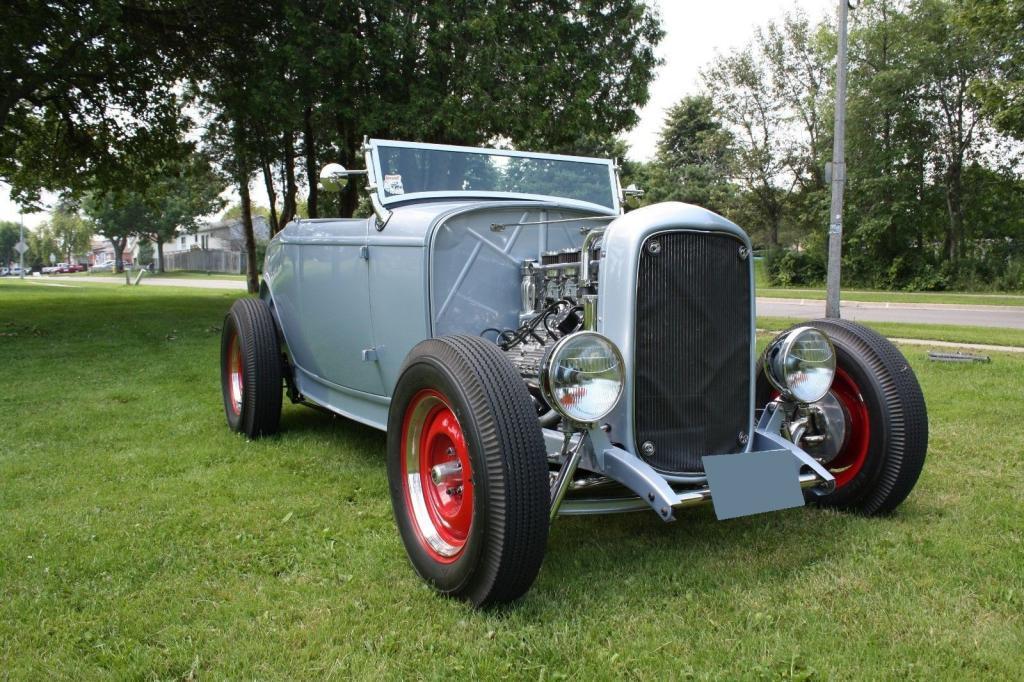 1932 Ford Roadster Flathead Roadster RWD in Eau Claire - Image 1