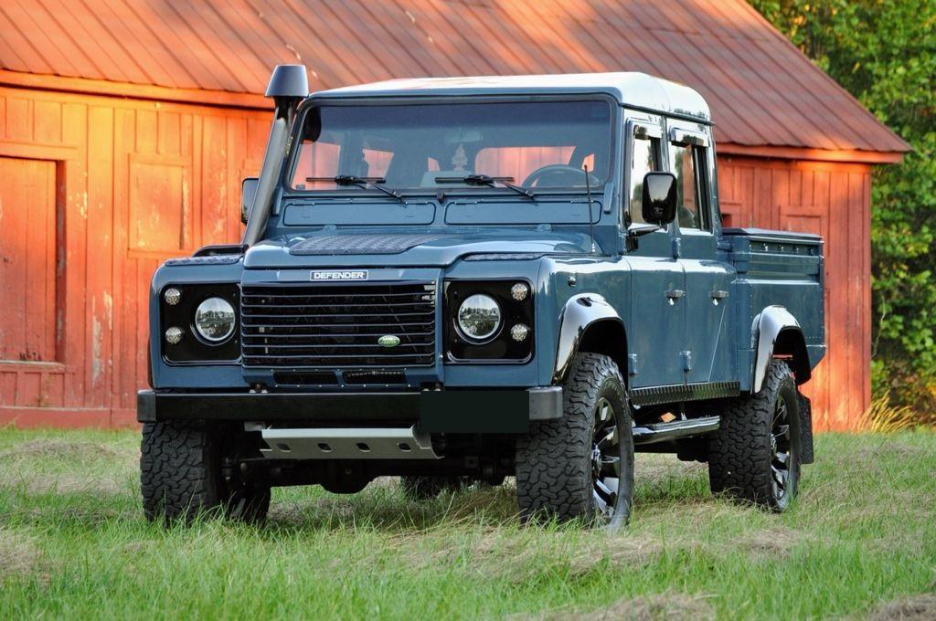 1996 Land Rover Defender 130 Pickup Arles Blue in United States - Image 1