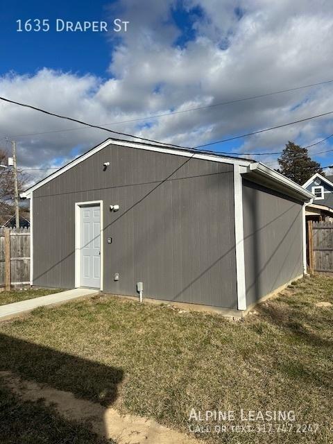 Garage For Rent in Indianapolis - Image 1