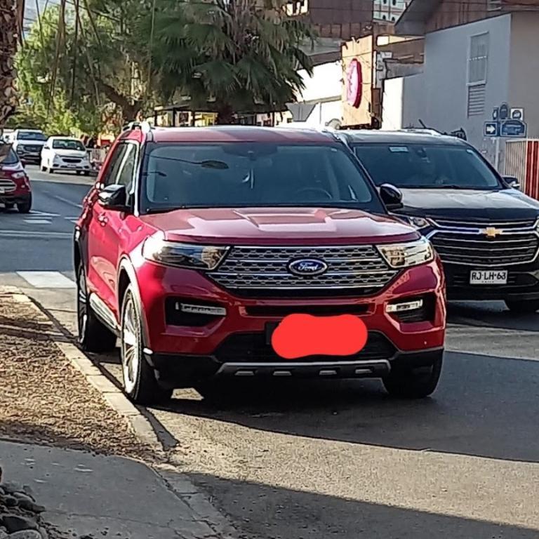 Vendo ford Explorer en La Serena - Imagen 1