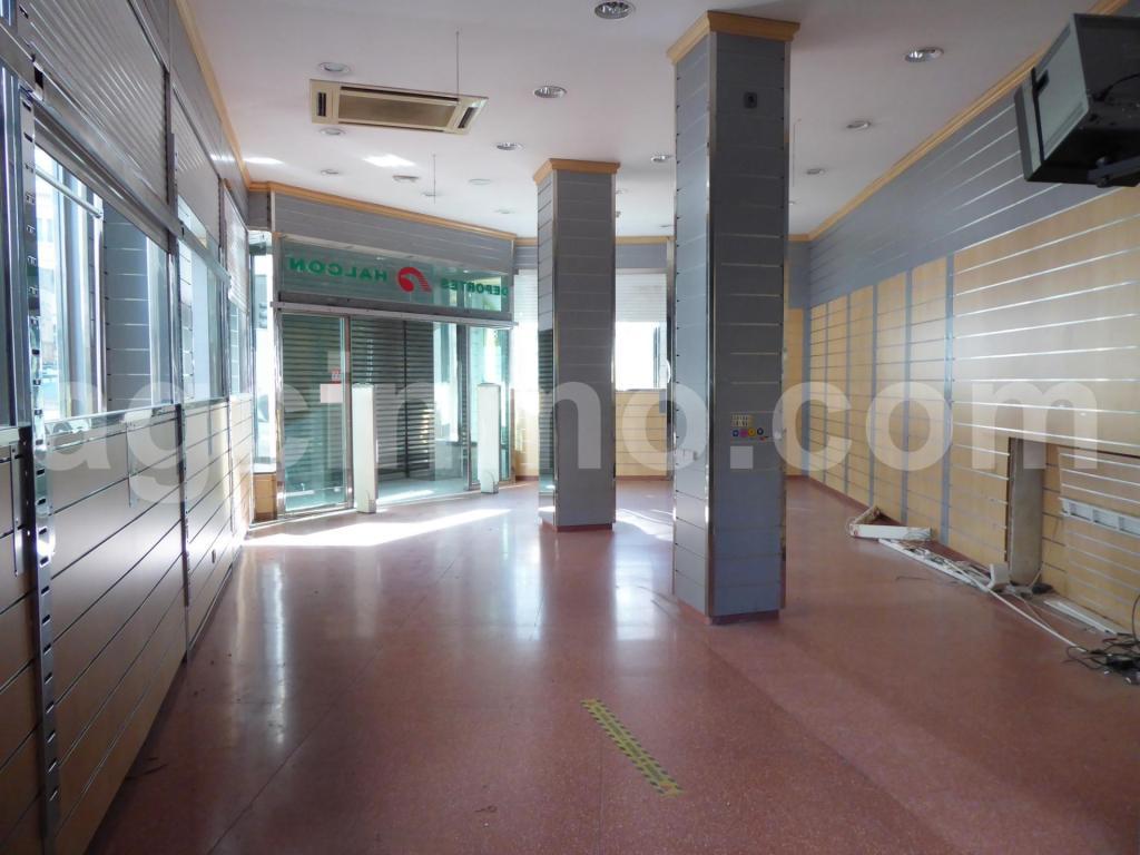 LOCAL COMERCIAL EN DOS PLANTAS en Valladolid - Imagen 1